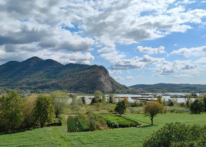 شقة Vacanze D'iseo E Franciacorta 2 *